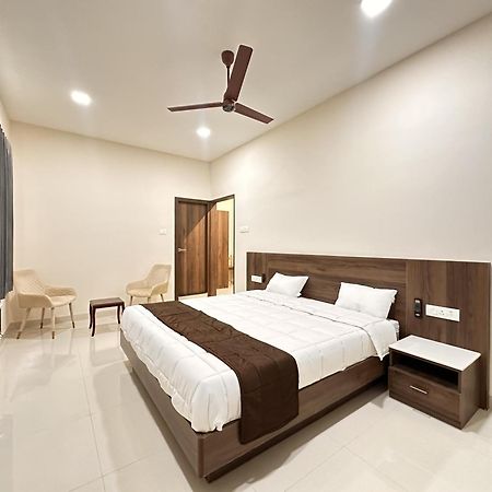 Tulip Homes Κοϊμπατόρε Εξωτερικό φωτογραφία